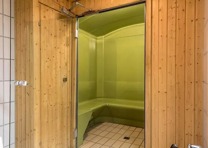 Apartment Centralissimo A *